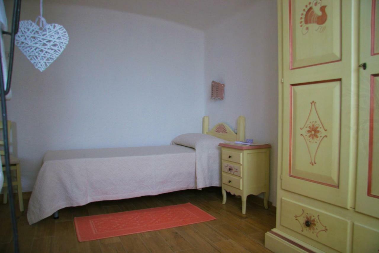 Casa Fioredda Aglientu Extérieur photo